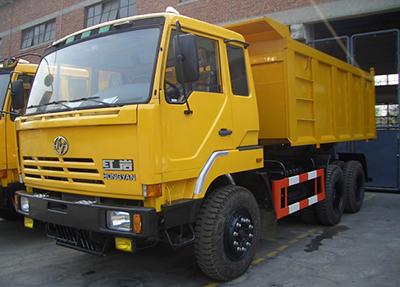 Camión volquete clásico 6×4 (Kingkan)